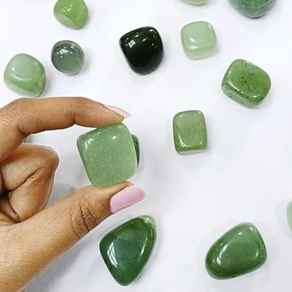 Green_Aventurine_Natural_Single_Tumble_Stone_Polished_Gemstone_1_Pc