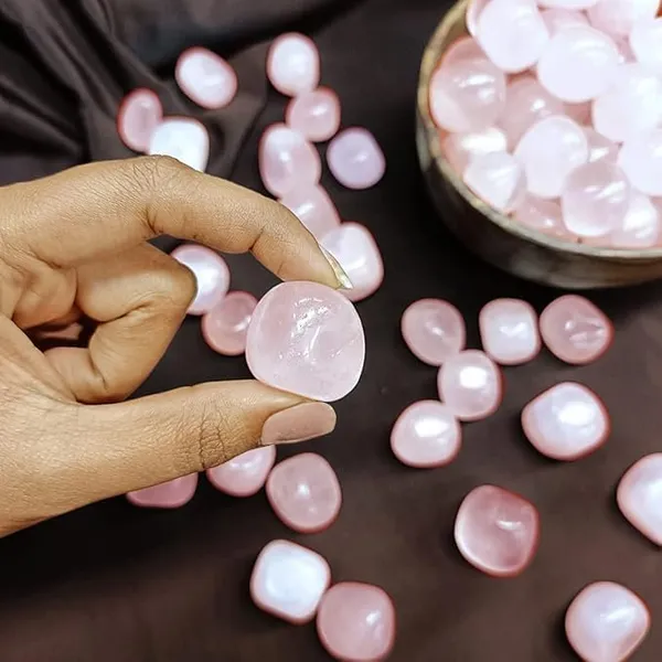 Natural_Rose_Quartz_Crystal_Single_Tumble_Stone_Polished_Gemstone_1_Pc
