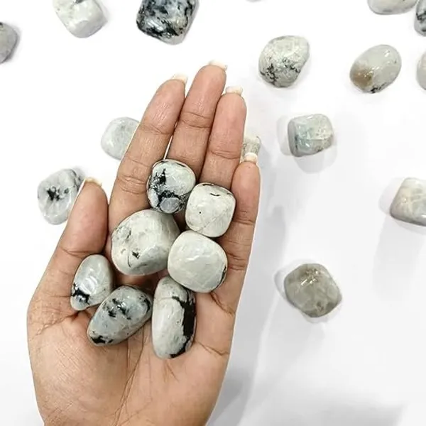 Rainbow_Moonstone_Natural_Single_Tumble_Stone_Polished_Gemstone_1_Pc