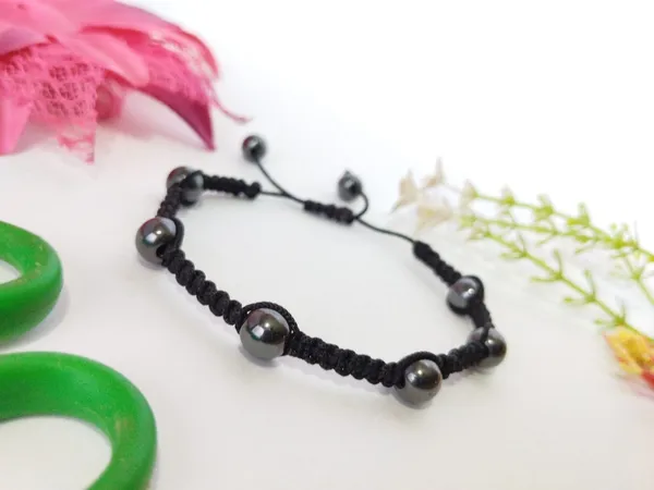Evershine_Natural_Certified_Hematite_Bracelet_8_Mm_Adjustable_Macrame_Unisex_Bracelet