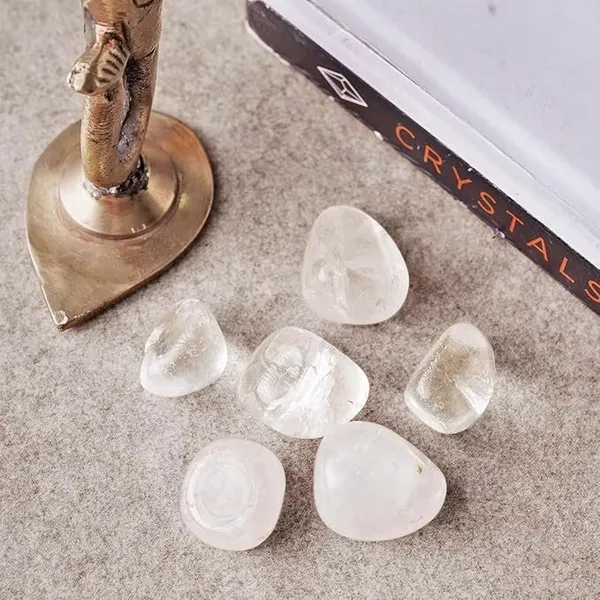 Clear_Quartz_Crystal_Single_Tumble_Stone_Gemstone_1_Pc