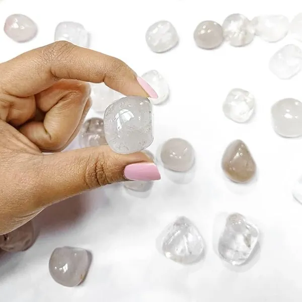 Clear_Quartz_Crystal_Single_Tumble_Stone_Gemstone_1_Pc