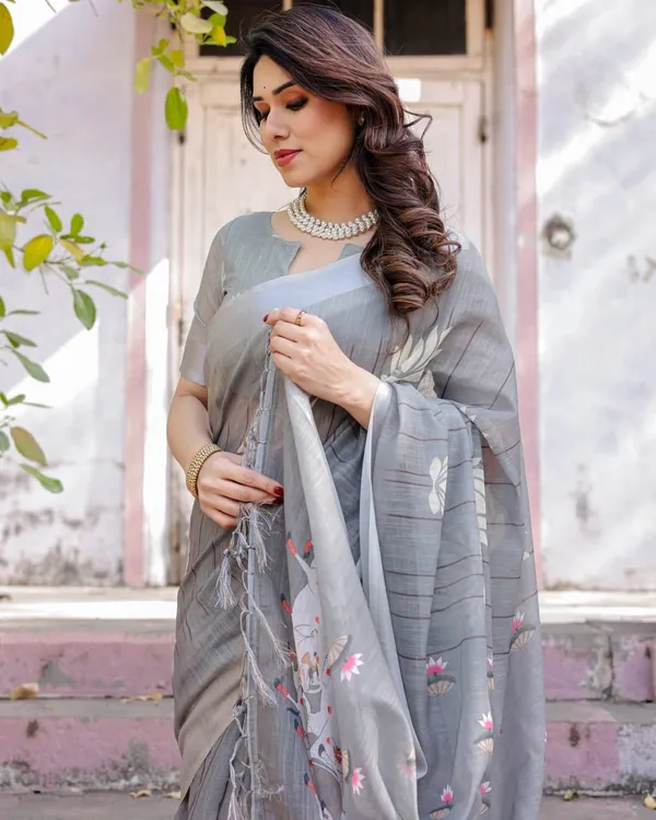 Grey_Printed_Saree_For_Women