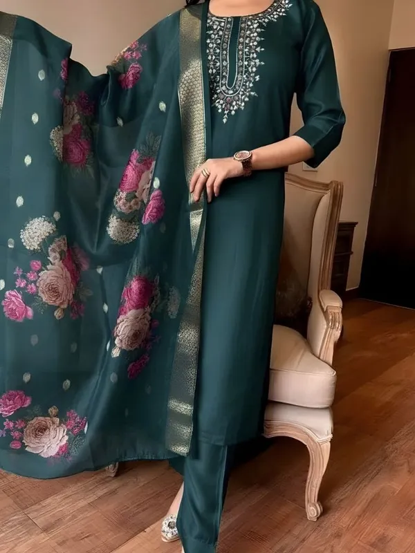 Teal_Embroidered_Kurta_Set_for_Women