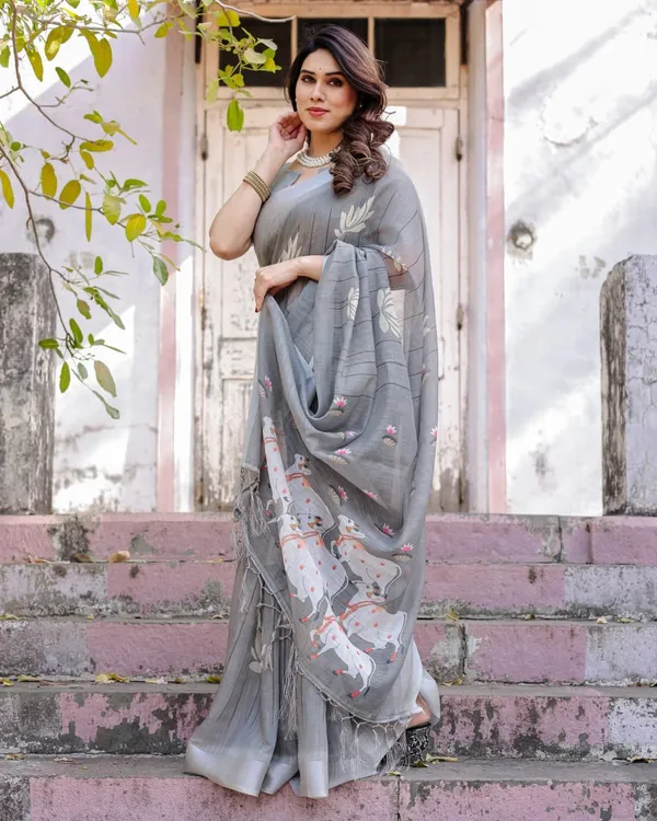 Grey_Printed_Saree_For_Women