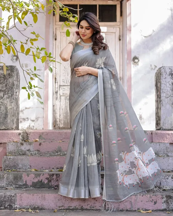 Grey_Printed_Saree_For_Women