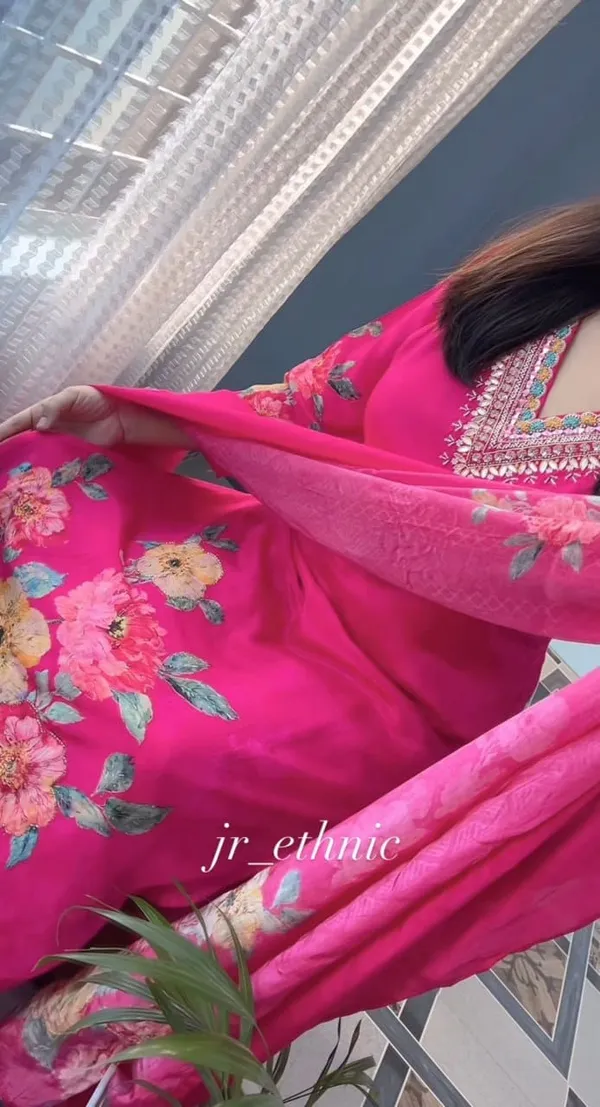 Pink_Floral_Embellished_Kurta_Set_For_Women