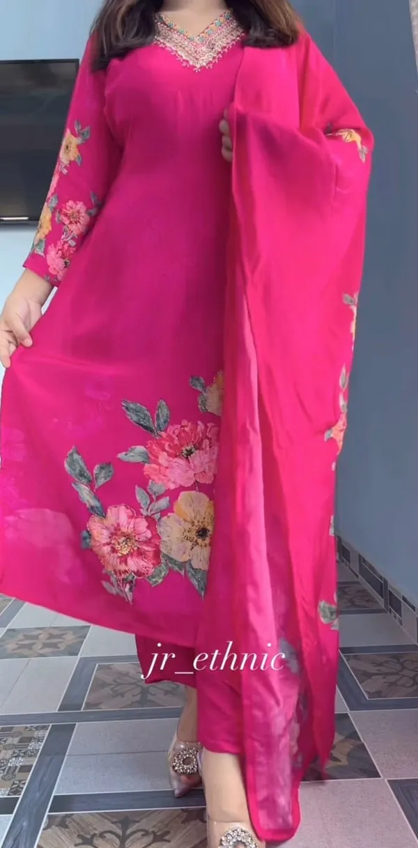 Pink_Floral_Embellished_Kurta_Set_For_Women
