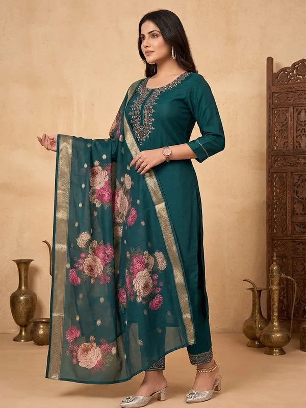 Teal_Embroidered_Kurta_Set_for_Women