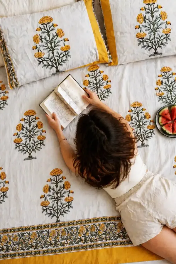 Yellow_&_Blue_Organic_Percale_Cotton_Bedsheets_For_Unisex