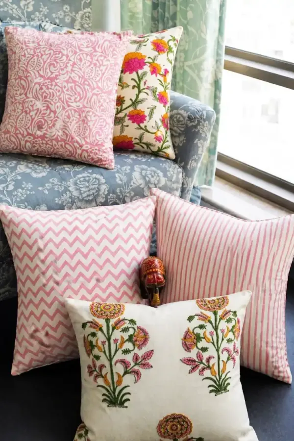 Pink_Organic_Percale_Cotton_Premium_Handblock_Cushions_For_Unisex