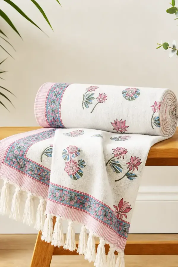 Multicolor_TNT_Sofa_Throws