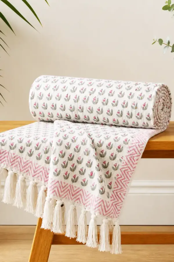 Grey_Pink_TNT_Sofa_Throws
