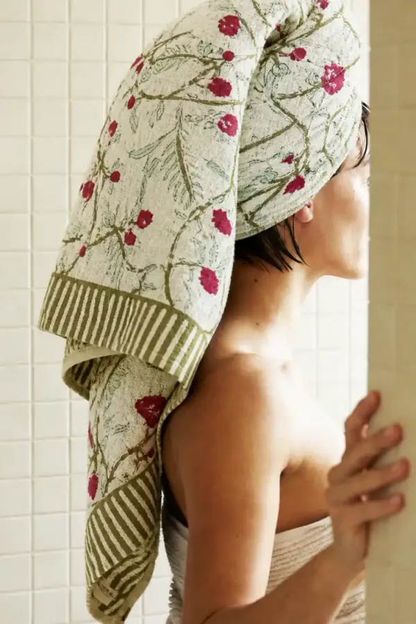 Arth-wali_Handblock_Forest_Rose_Elegance_Waffle_Towel