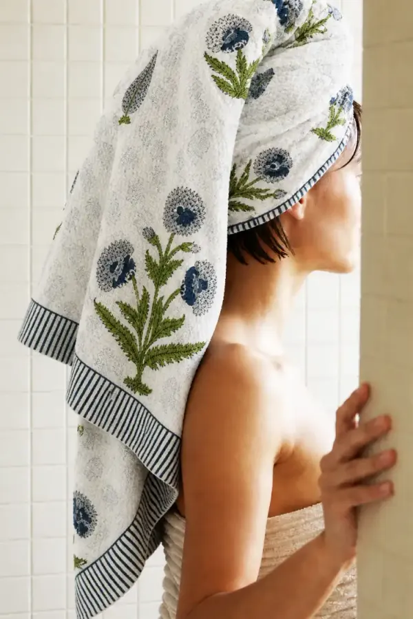 White_&_Indigo_Blue_Waffle_Cotton_Towels