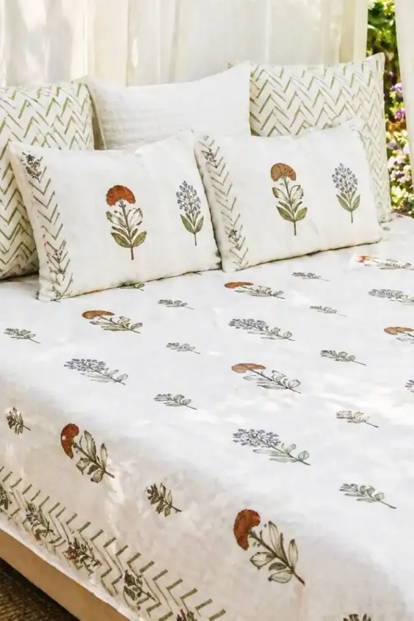 White_Red_Organic_Percale_Cotton_Bedsheet_&_Quilt_Combo