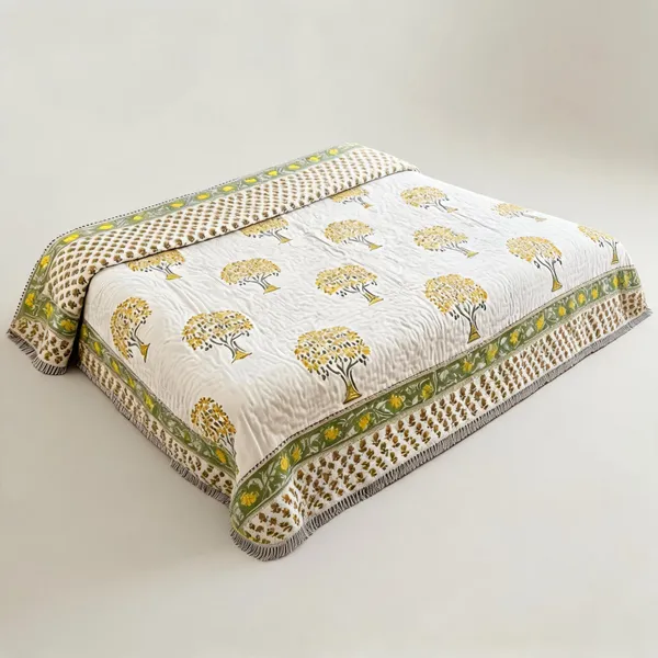 Off_White_Yellow_Green_Organic_Percale_Cotton_King_Size_AC_Quilts_For_Unisex