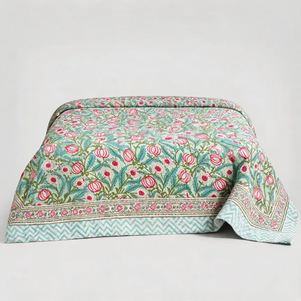 Red_Green_Organic_Percale_Cotton_King_Size_AC_Quilts_For_Unisex