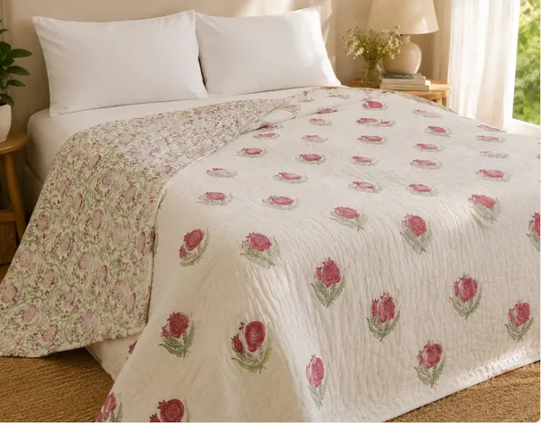 White_Red_Organic_Percale_Cotton_King_Size_AC_Quilts_For_Unisex