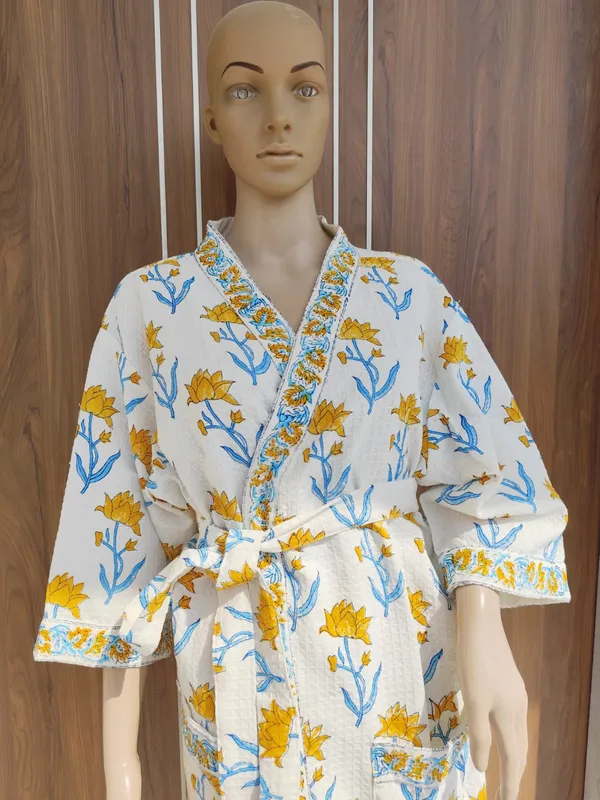 Multicolor_Cotton_Bathrobes_For_Unisex