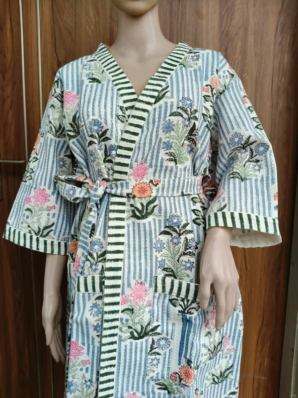 Multicolor_Cotton_Bathrobes_For_Unisex