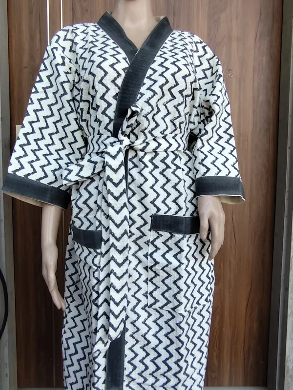 Multicolor_Cotton_Bathrobes_For_Unisex