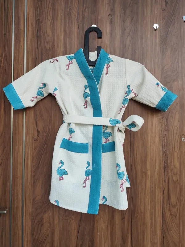 Multicolor_Waffle_Cotton_Kids_Bathrobes_For_Boys_&_Girls
