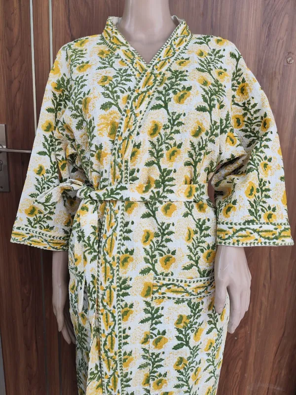 Multicolor_Cotton_Bathrobes_For_Unisex