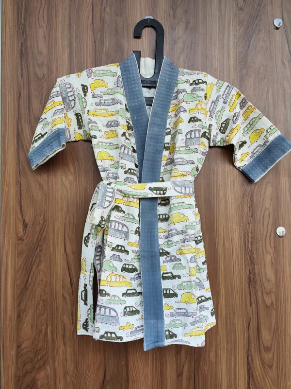 Multicolor_Waffle_Cotton_Kids_Bathrobes_For_Boys_&_Girls