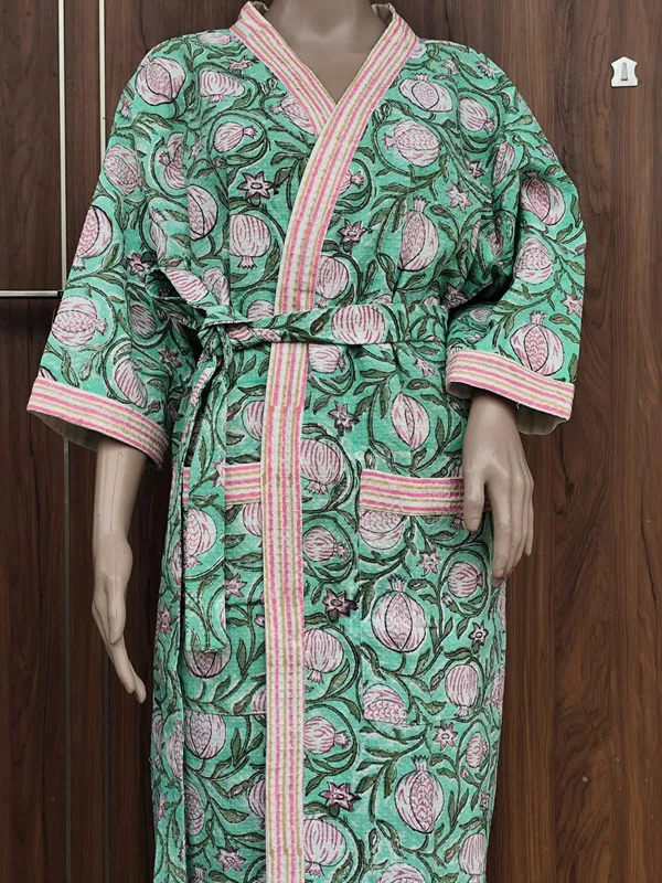 Multicolor_Cotton_Bathrobes_For_Unisex