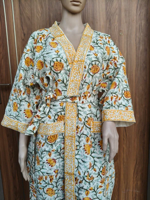 Multicolor_Cotton_Bathrobes_For_Unisex