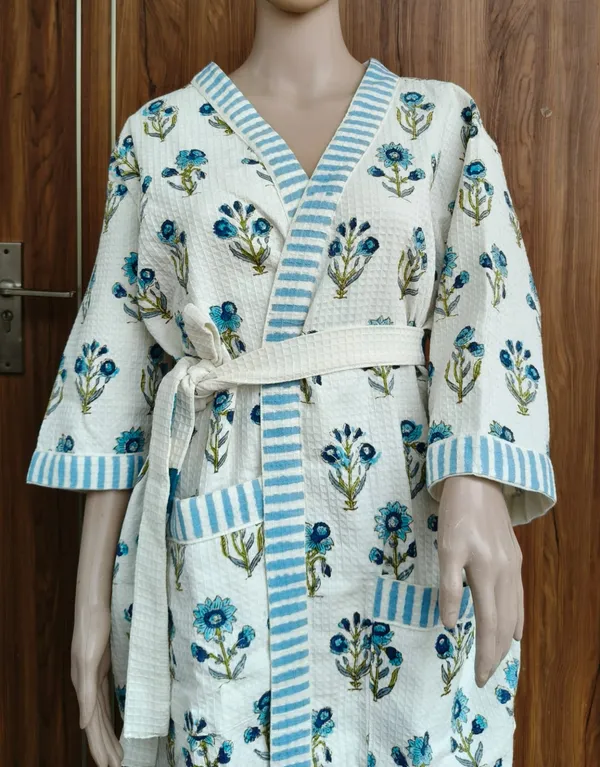 Multicolor_Cotton_Bathrobes_For_Unisex