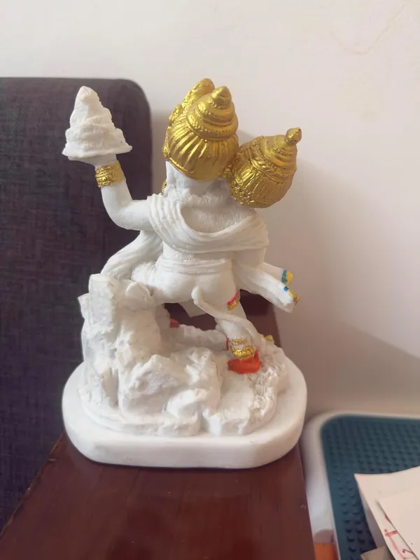 Lord_Hanuman_Idol_Murti_Statue_For_Home_Puja_Room_White_Hanuman_Ji_Murti_With_Golden_Accents_Handcrafted_Hindu_Deity_Figurine_For_Religious_Home_Decor_Gifting
