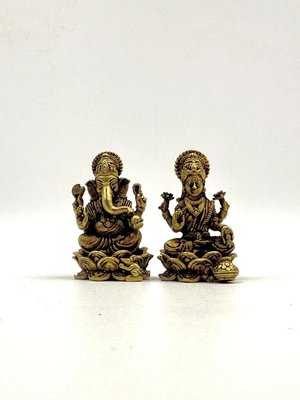 Lakshmi_Ganesh_Brass_Idol_Set_Mini_Pooja_Murti_For_Home_Mandir_Office_Desk_Diwali_Gifting