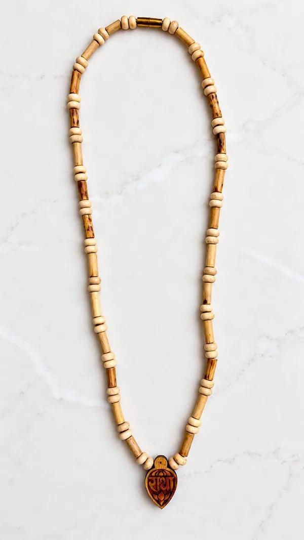 Sridha_Radha_Naam_Tulsi_Kanthi_Mala_–_Natural_Wooden_Beads_Necklace_with_Radha_Pendant_|_Spiritual_Mala_for_Men_&_Women,_Krishna_Devotion,_Prayer_&_Daily_Wear