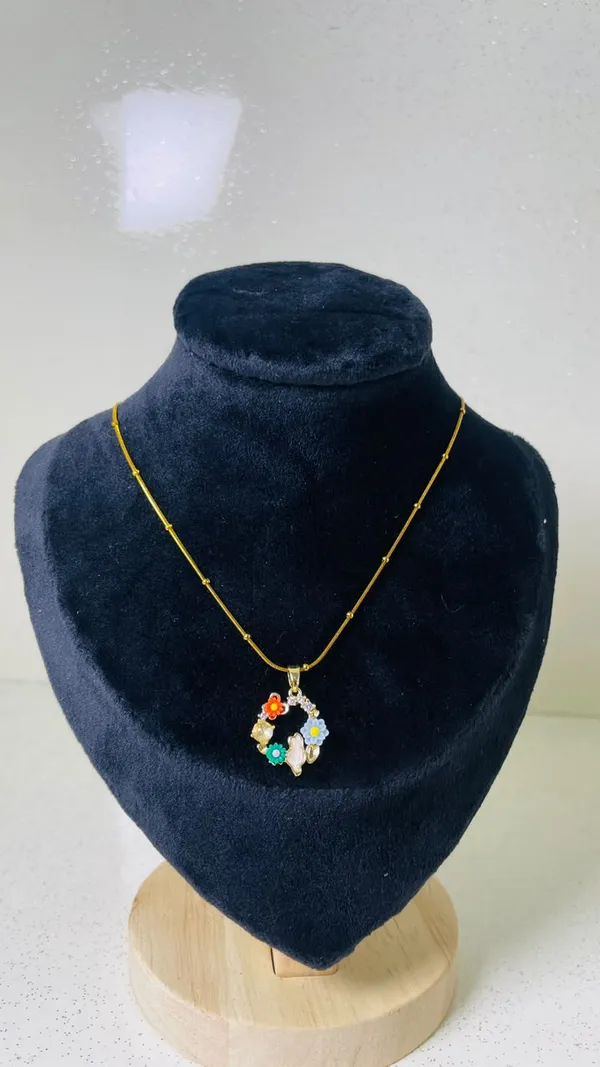 Souvelle_by_Trishh-necklace-Golden