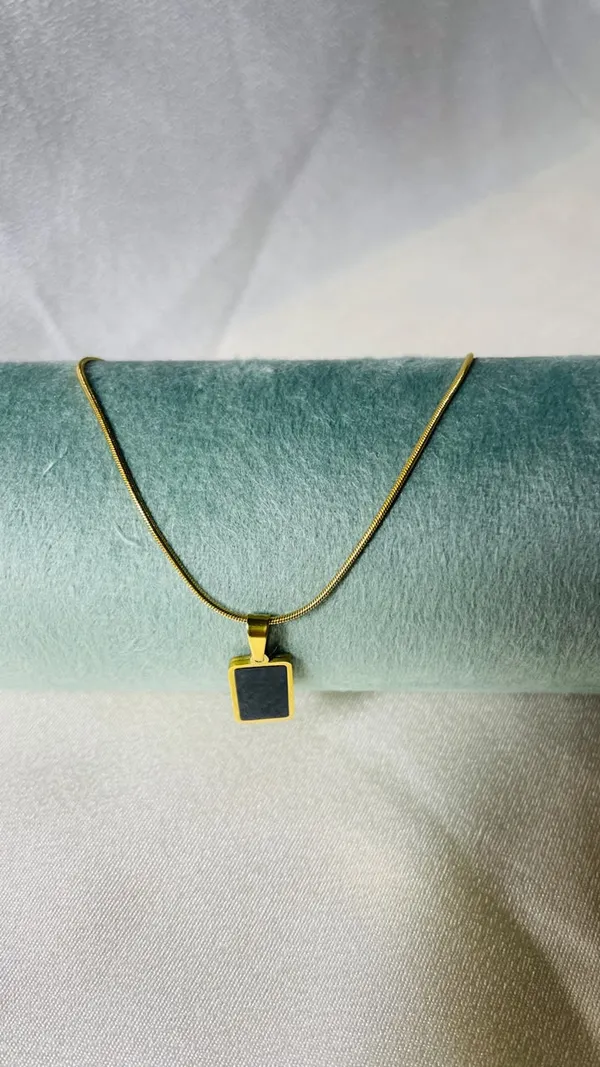 Souvelle_by_Trishh-necklace-Golden