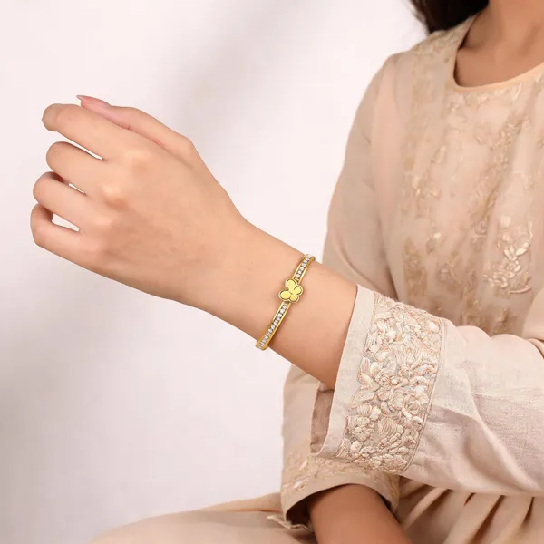 Golden_Stainless_Steel_Bracelet_For_Women