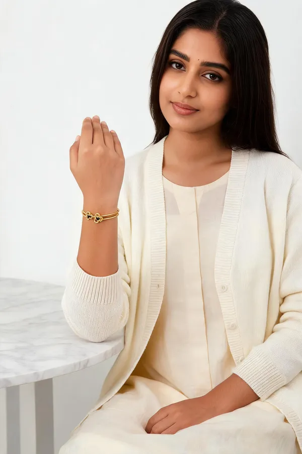Golden_Stainless_Steel_Bracelet_For_Women