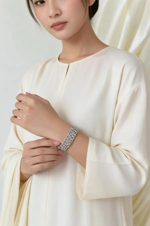 Silver_Stainless_Steel_Bracelet_For_Women