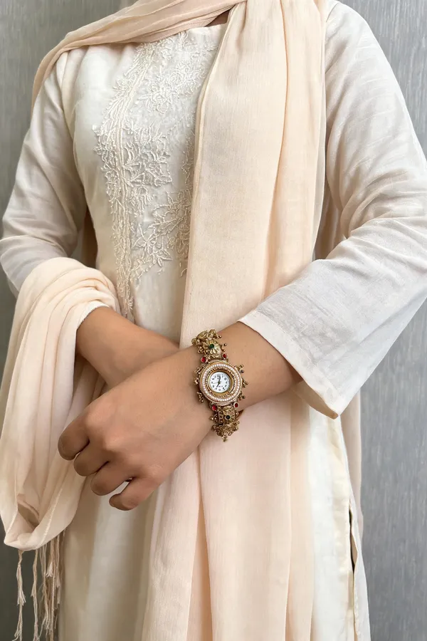 Golden_Stainless_Steel_Kashmiri_Watch_For_Women