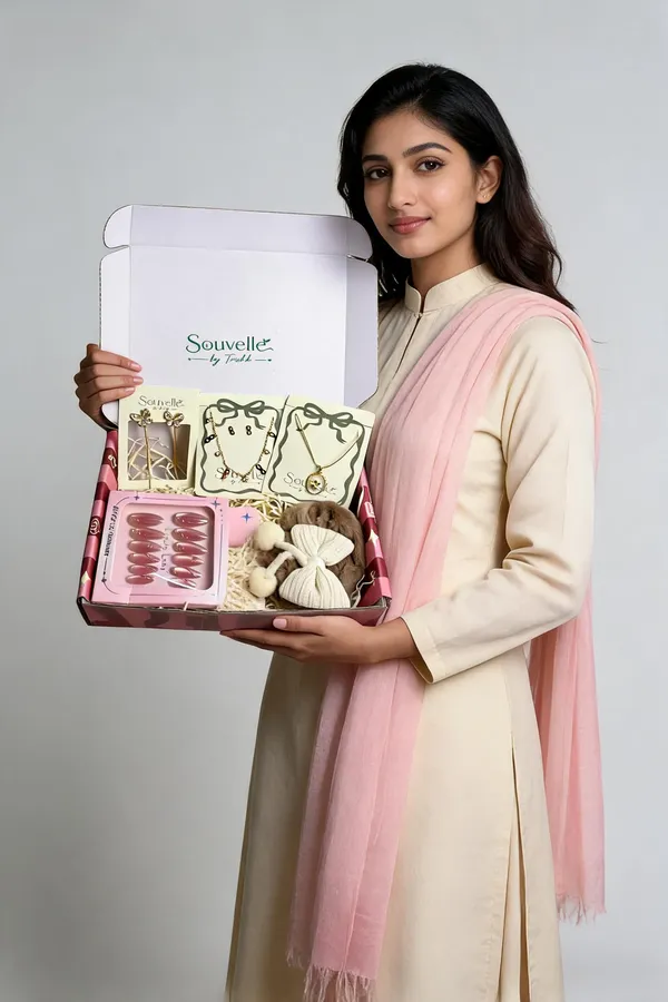 Souvelle_By_Trishh_Multicolour_Jewellery_Hamper_For_Women