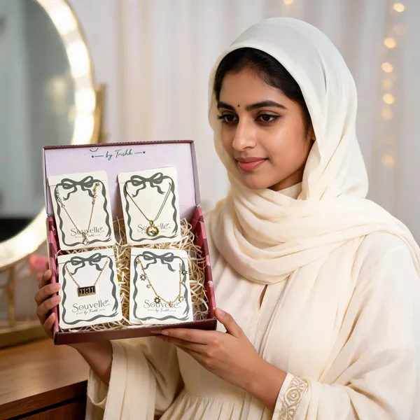 Souvelle_By_Trishh_Golden_Jewellery_Hamper_For_Women