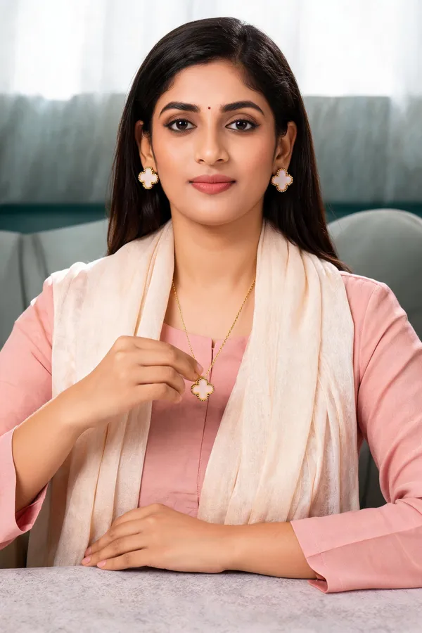 Pink_Stainless_Steel_Necklace_Set_For_Women