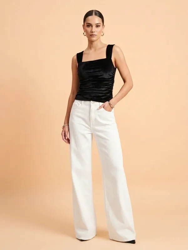 Solid_Black_Velvet_Square_Neck_Sleeveless_Regular_Top