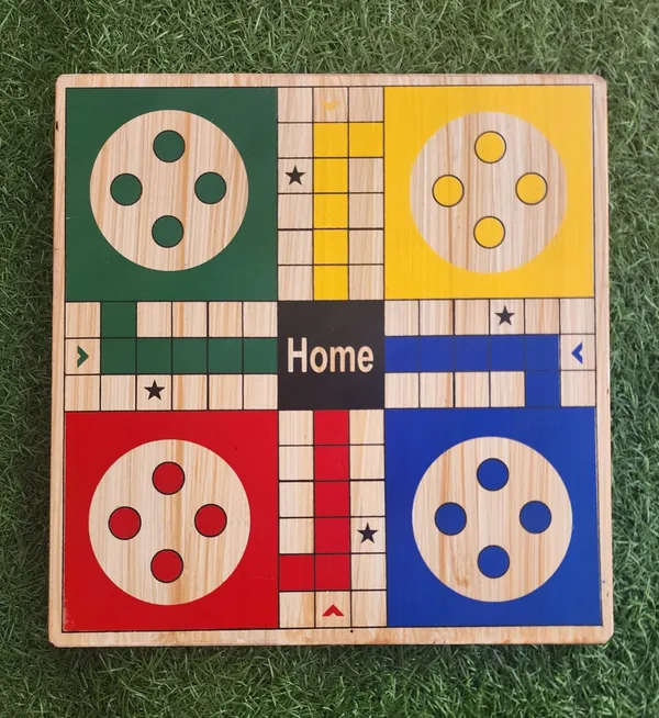 Multicolor_Wood_Ludo_Board_Game_For_Kids