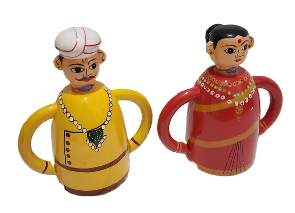 Wood_Folk_Art_Painted_Couple_Figurine_Set_Of_2