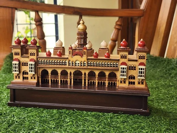 Wood_Traditional_Palace_Architectural_LED_Showpiece_10_Inch