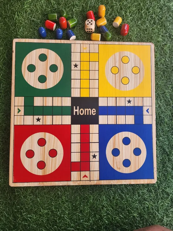 Multicolor_Wood_Ludo_Board_Game_For_Kids