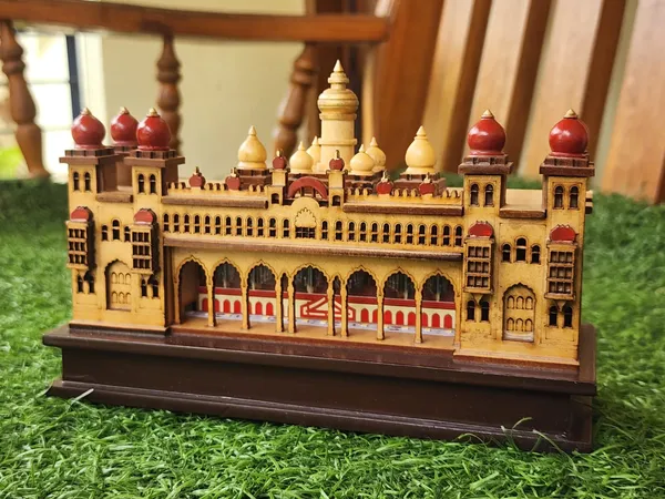 Wooden_Traditional_Palace_Miniature_Showpiece